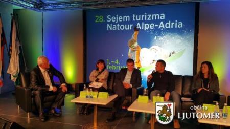 MPZA - Natour Alpe-Adria - okrogla miza, foto Lapego (6)
